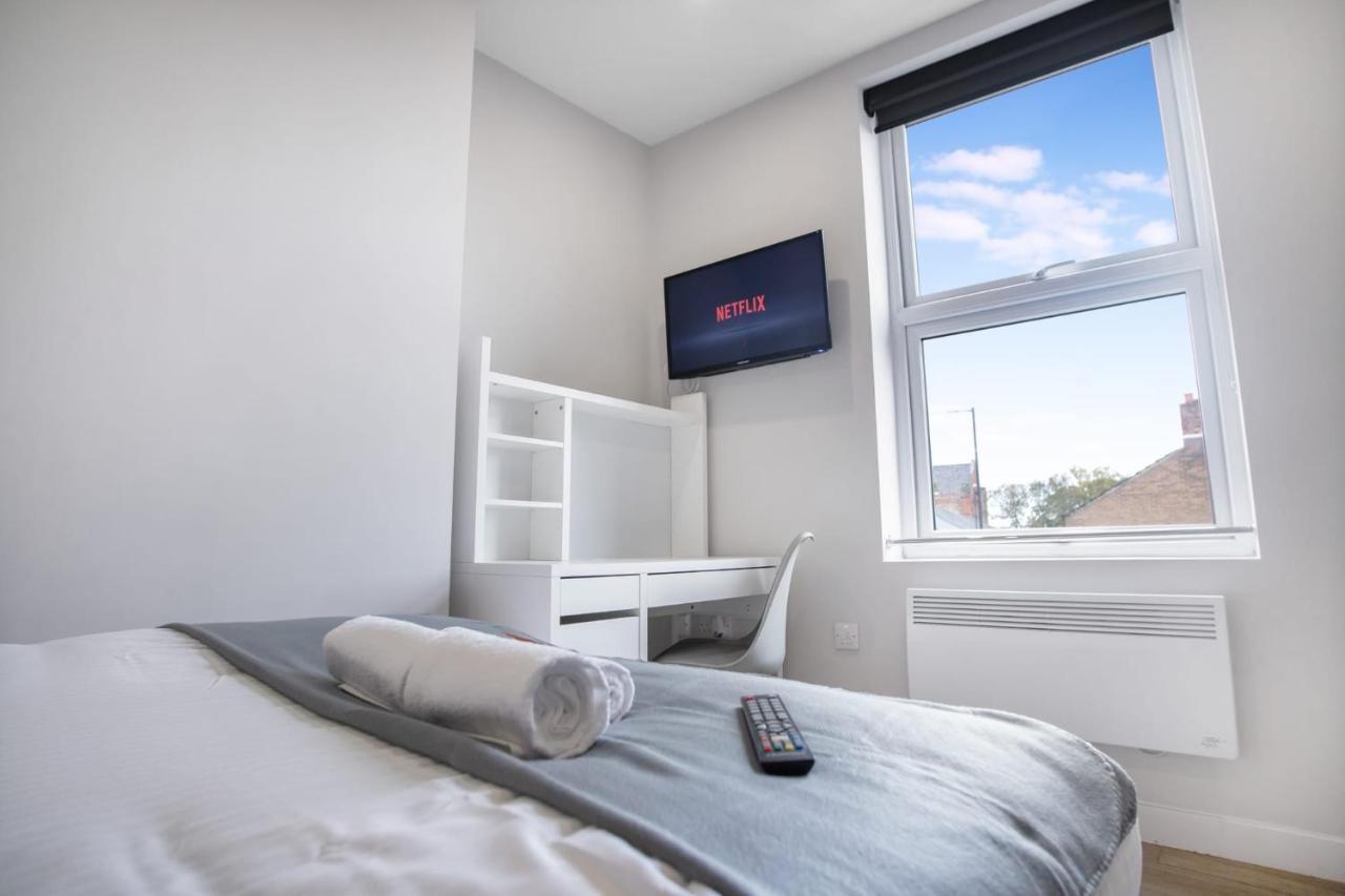 Modern In The Heart Of 2 Apartment *